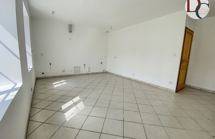 Maison en pierre NEUVE 3 chambres - séjour 53m2 — photo 4