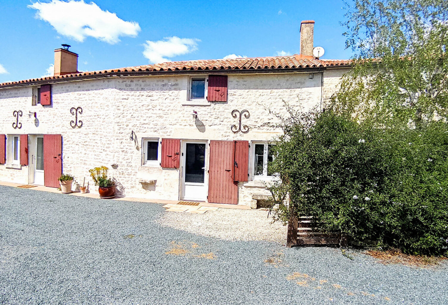Superbe maison en pierre entièrement rénovée. — photo 1