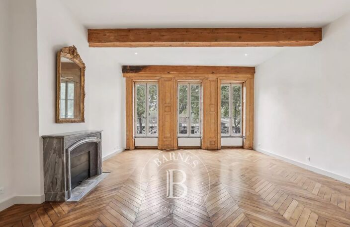 Lyon 2 - Quai Saint Antoine - Appartement rénové de 92,82 m² - 1 Bureau - 1 Chambre — photo 2