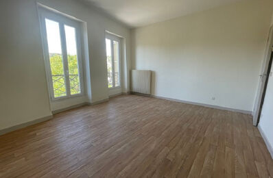 location appartement 325 € CC /mois à proximité de Polignac (43000)