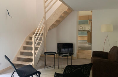 location appartement 800 € CC /mois à proximité de Vivonne (86370)