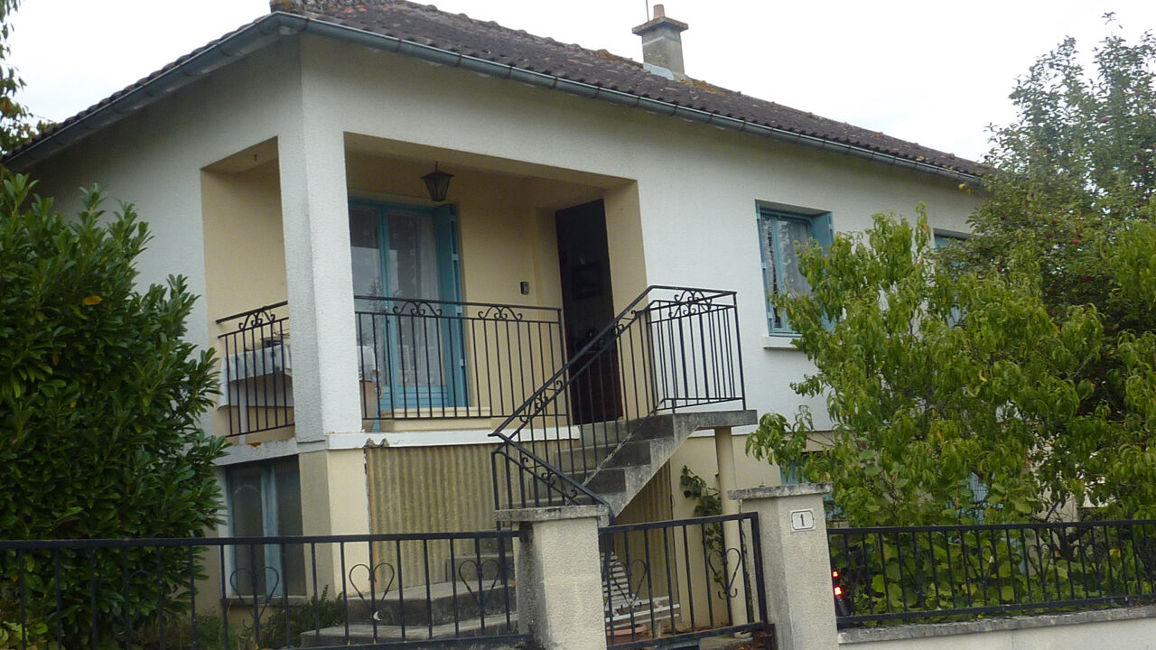 maison 4 pièces 74 m2 à vendre à Saint-Savin (86310)