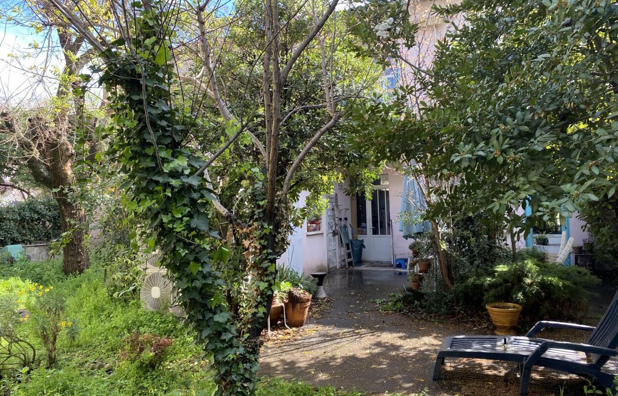 maison 9 pièces 320 m2 à vendre à Arles (13200)