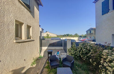 location maison 1 190 € CC /mois à proximité de Villeneuve-Lès-Avignon (30400)