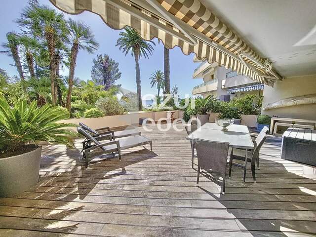 Cannes Palm Beach Moure Rouge 2 pièces rez de jardin bord de mer — photo du bien
