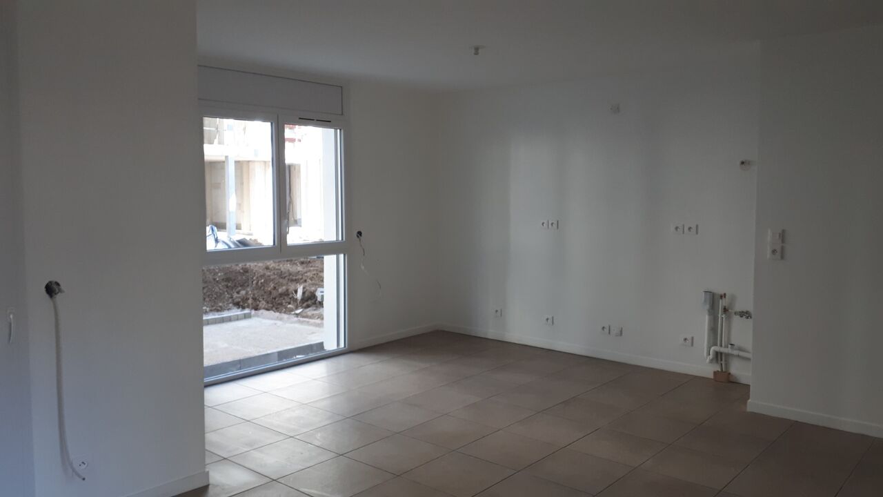 appartement 3 pièces 62 m2 à louer à Villeurbanne (69100)