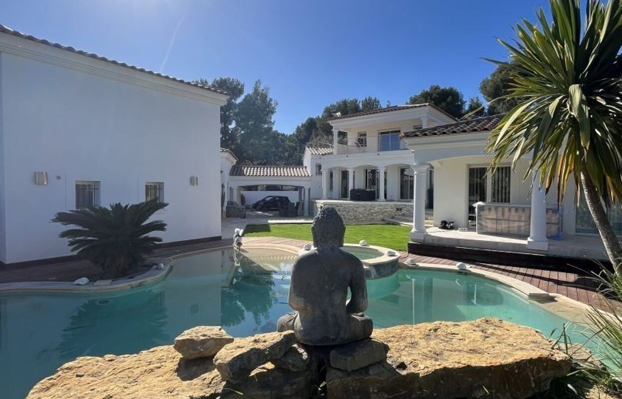 maison 12 pièces 330 m2 à vendre à La Cadière-d'Azur (83740)