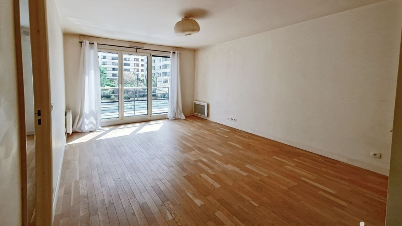 appartement 2 pièces 43 m2 à vendre à Suresnes (92150)