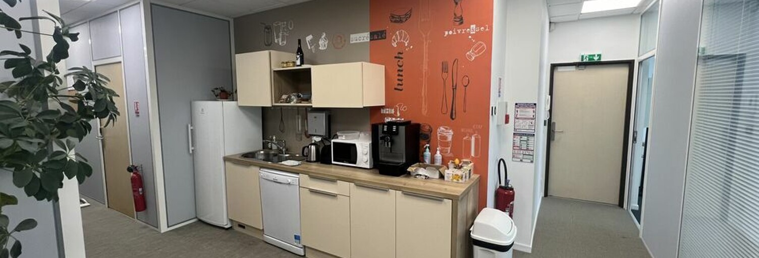 Bureau  293 m² à louer à Tours (37000)