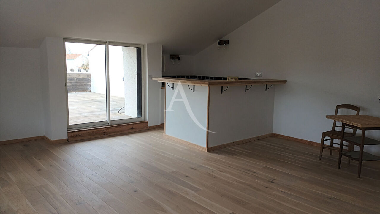 maison 3 pièces 88 m2 à vendre à Saint-Laurent-de-la-Prée (17450)