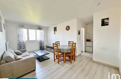 location appartement 900 € CC /mois à proximité de Courcouronnes (91080)