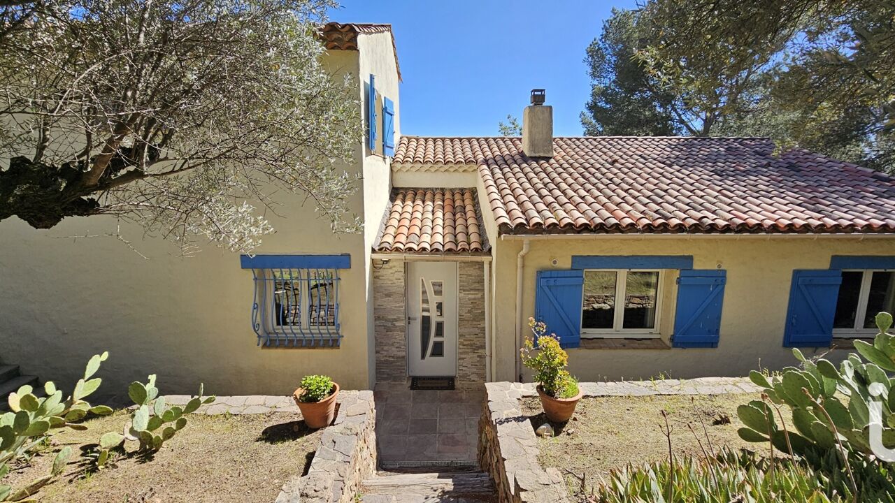 maison 7 pièces 150 m2 à vendre à Roquebrune-sur-Argens (83520)