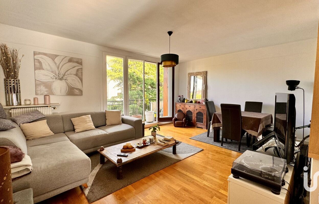 appartement 2 pièces 60 m2 à vendre à Noisy-le-Grand (93160)