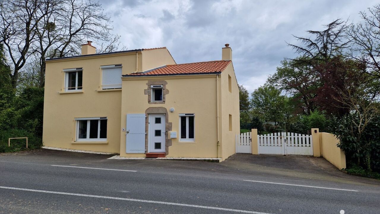 maison 5 pièces 96 m2 à vendre à Saint-Étienne-du-Bois (85670)
