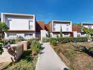 « Écrin de Verdure Urbain: Villa T4 Jardin Contemporaine à St Martin du Touch » — photo 2
