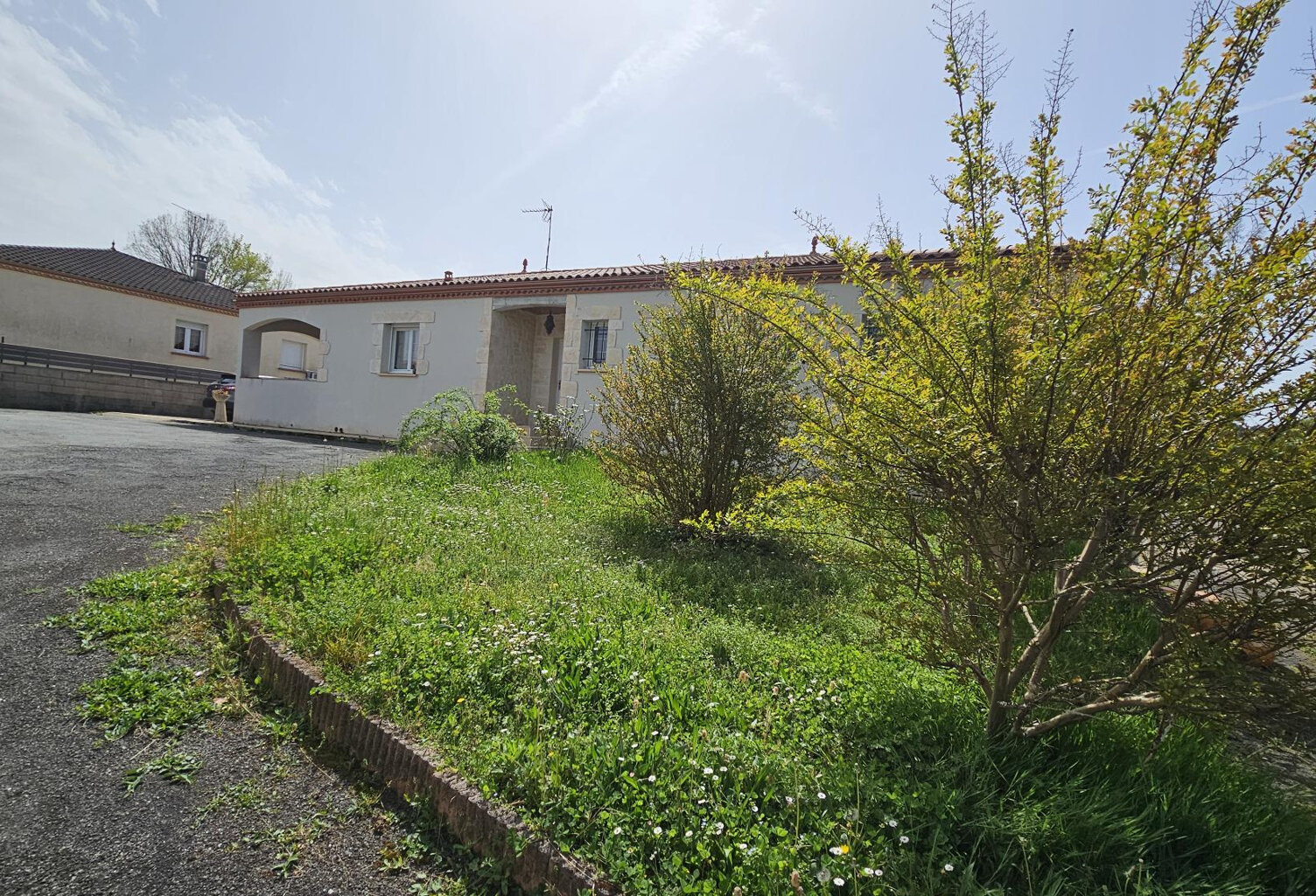Belle villa avec piscine — photo 1