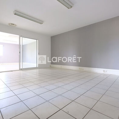 Commerce 4 pièces 1200 €