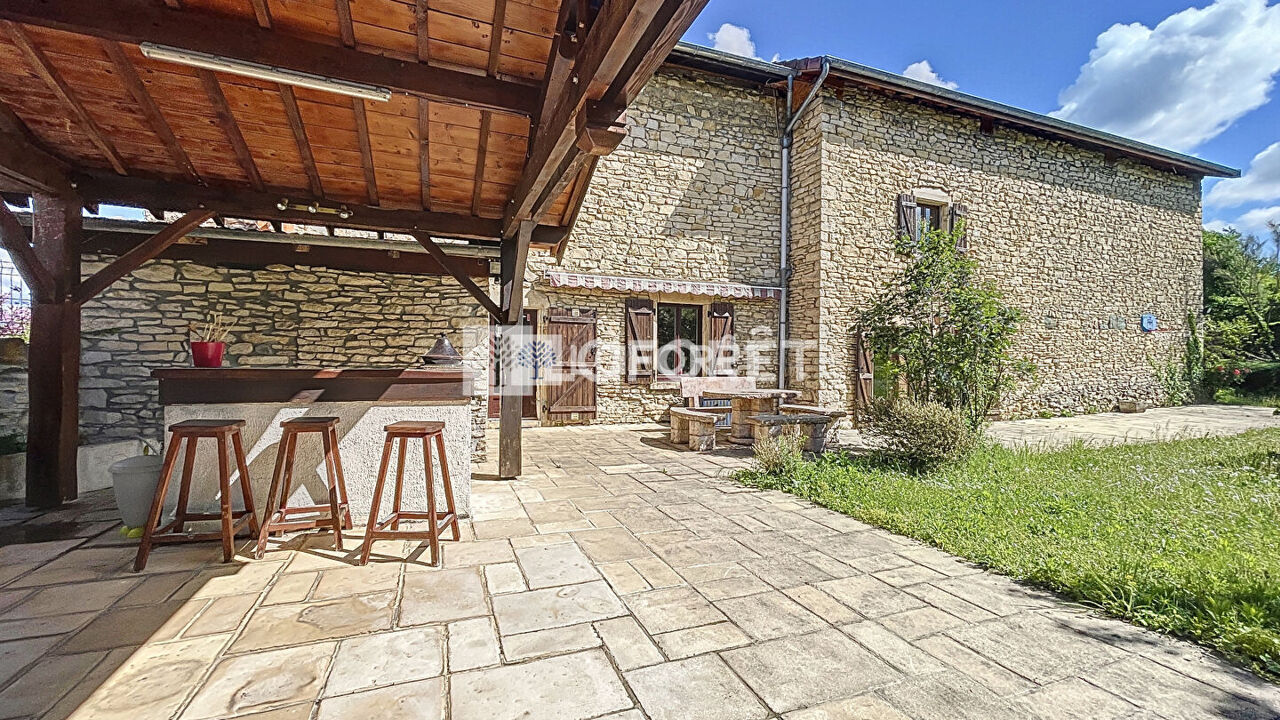 maison 6 pièces 186 m2 à vendre à Saint-Alban-de-Roche (38080)
