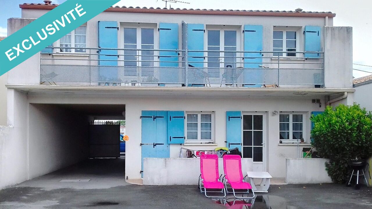 immeuble  pièces 236 m2 à vendre à La Rochelle (17000)
