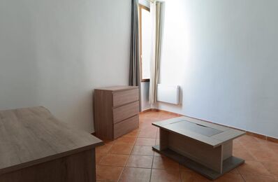 location appartement 330 € CC /mois à proximité de Salles-d'Aude (11110)