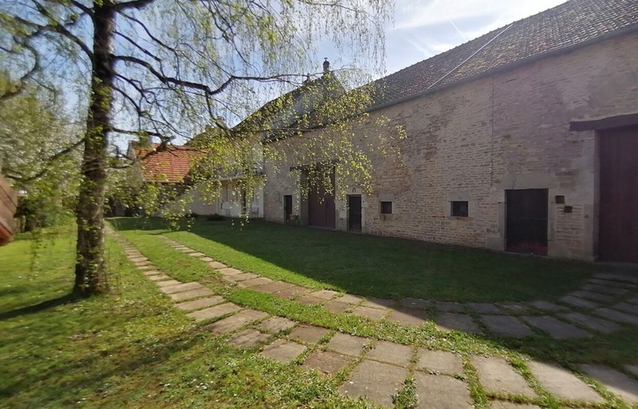 maison 8 pièces 204 m2 à vendre à Cussey-les-Forges (21580)