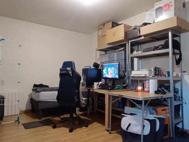 Appartement À Vendre — photo du bien