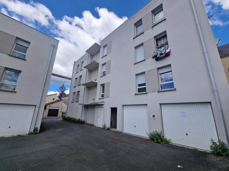 Appartement À Vendre — photo 1