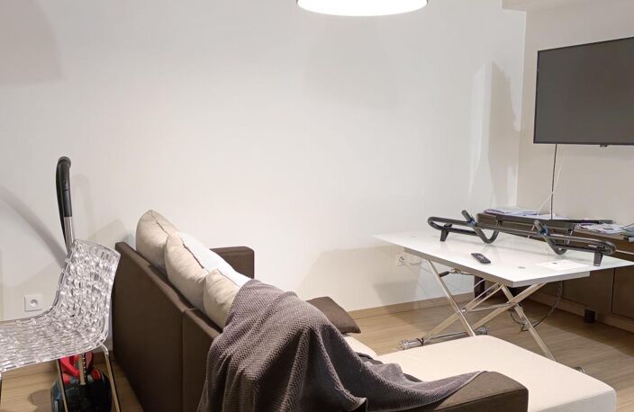 Appartement À Vendre — photo 2