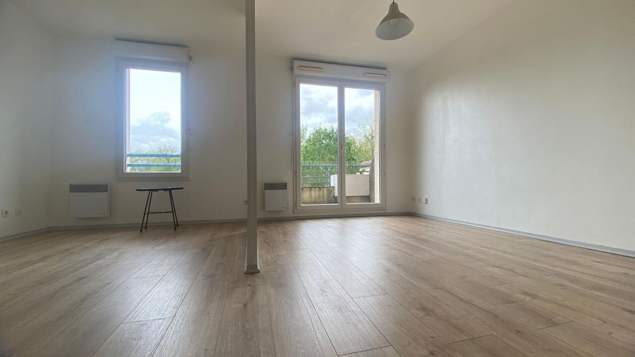 appartement 2 pièces 30 m2 à louer à Rouffiac-Tolosan (31180)