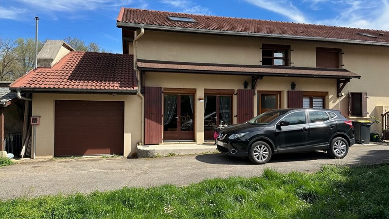 maison 5 pièces 140 m2 à vendre à Bellignat (01100)