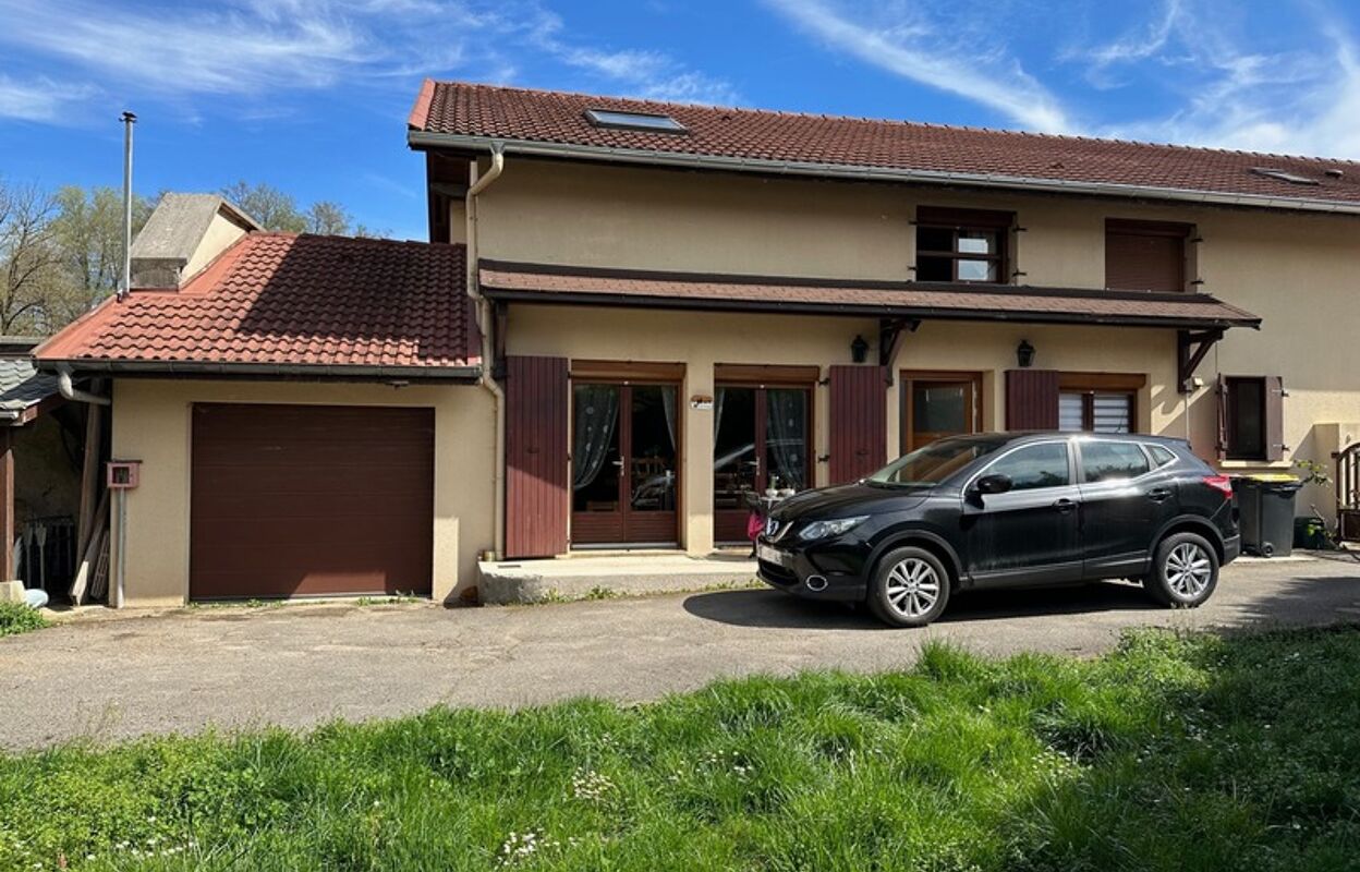 maison 5 pièces 140 m2 à vendre à Bellignat (01100)