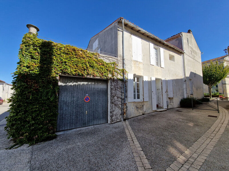 Villa / Maison 5 pièces  à vendre Tonnay-Boutonne 17380