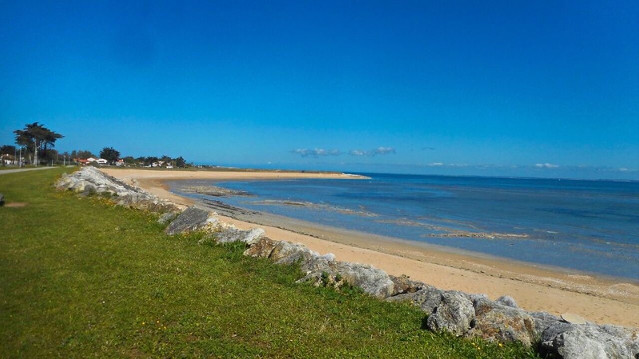 terrain  pièces 329 m2 à vendre à La Brée-les-Bains (17840)