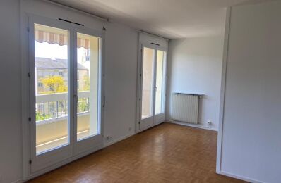 location appartement 1 490 € CC /mois à proximité de Cergy (95000)