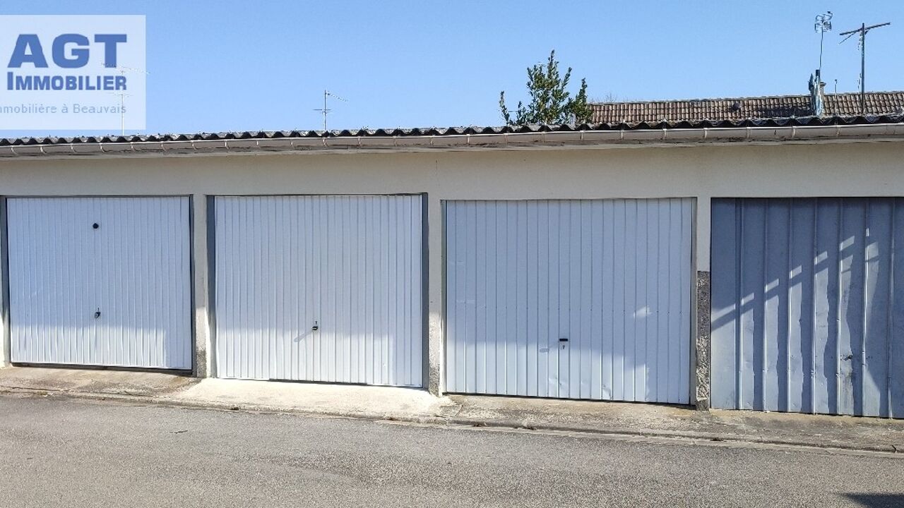 garage  pièces  m2 à louer à Beauvais (60000)