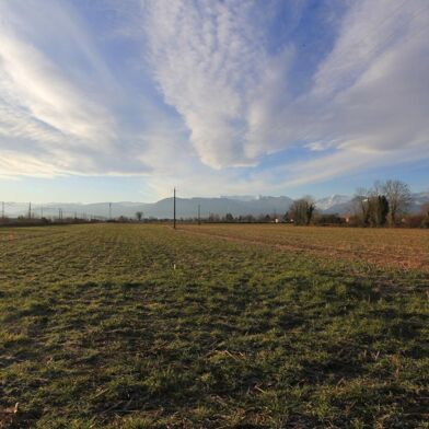 Terrain 800 m²