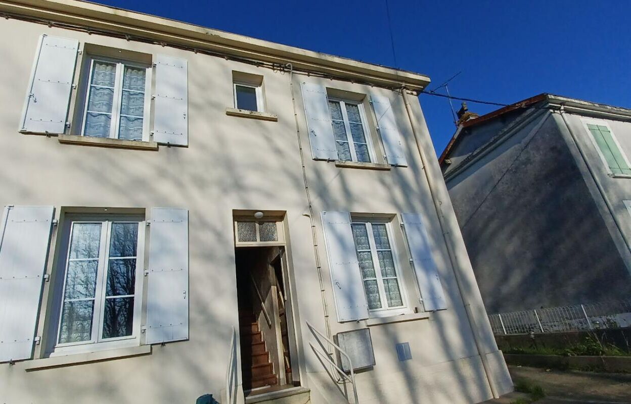 maison 6 pièces 95 m2 à vendre à Faymoreau (85240)