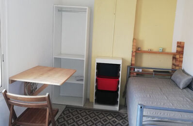location appartement 290 € CC /mois à proximité de Sanary-sur-Mer (83110)
