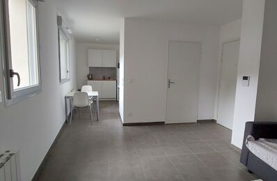 location appartement 650 € CC /mois à proximité de Tramoyes (01390)