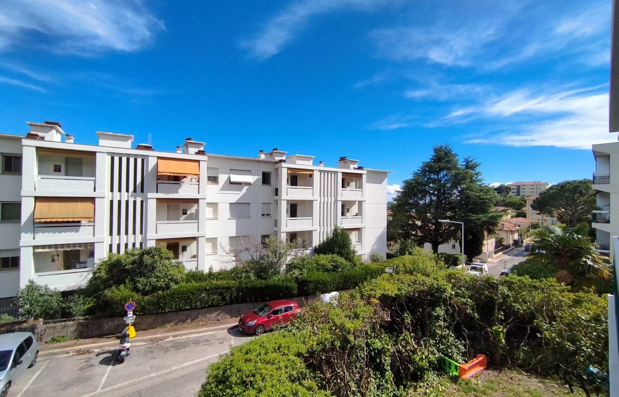 appartement 3 pièces 77 m2 à vendre à Nice (06000)