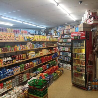 Commerce  175000 €