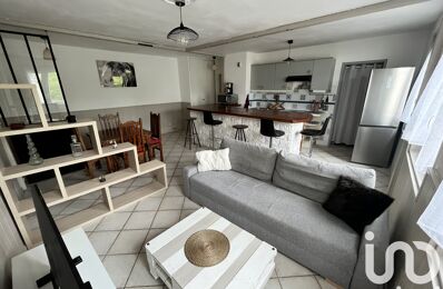 location appartement 600 € CC /mois à proximité de Guyancourt (78280)