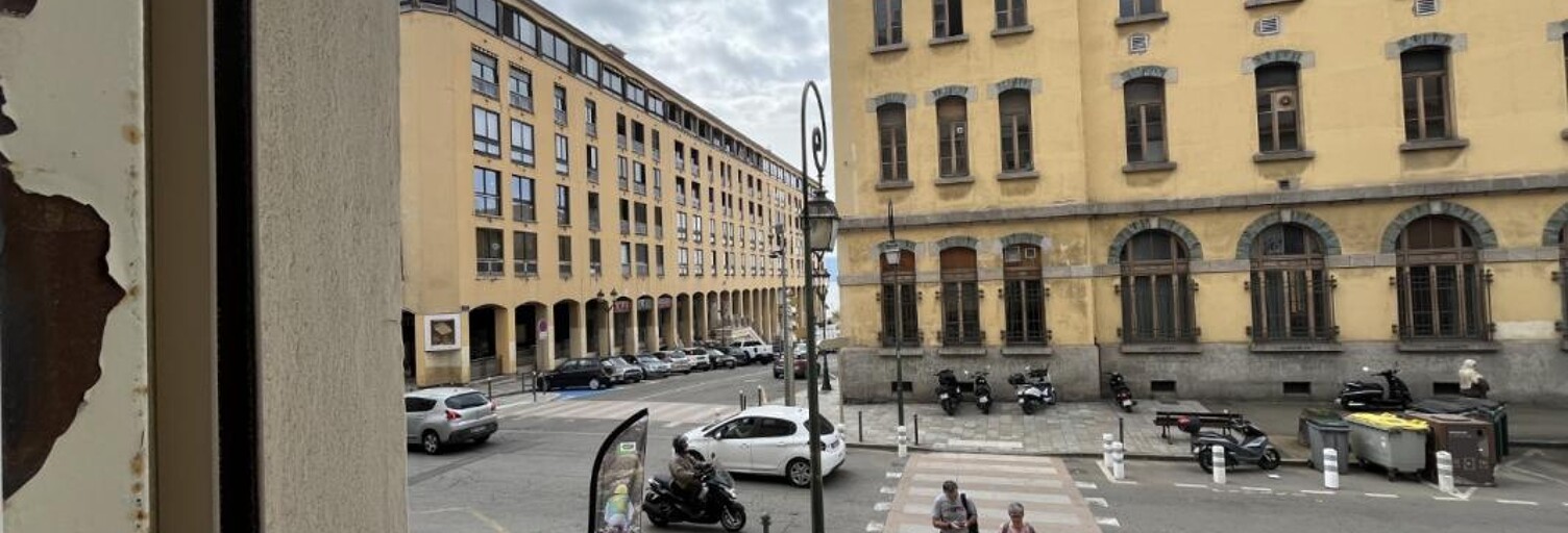 Bureau 3 Pièces 61 m² à louer à Ajaccio (20000)