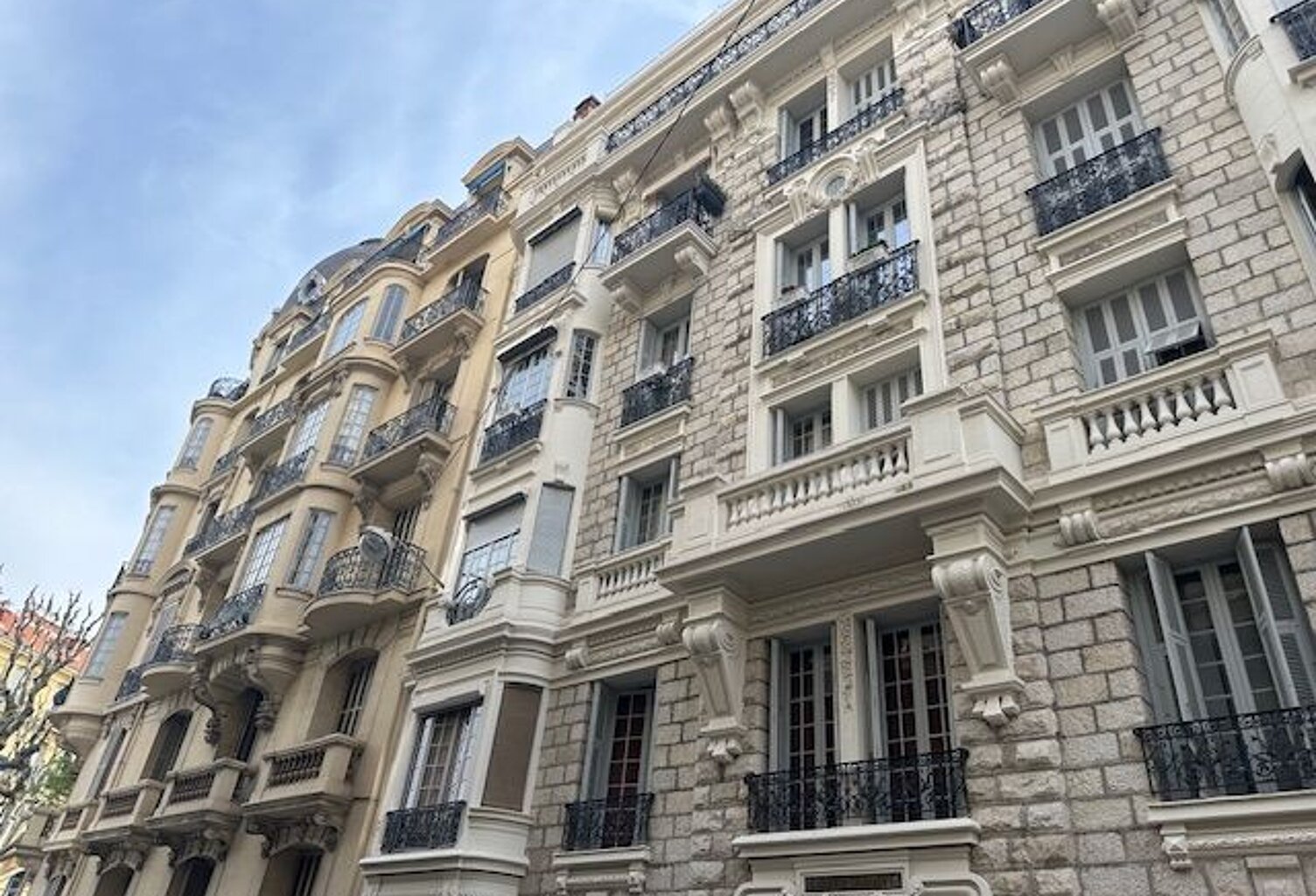 Appartement À Vendre CARRE d'OR  / Cronstadt — photo 1