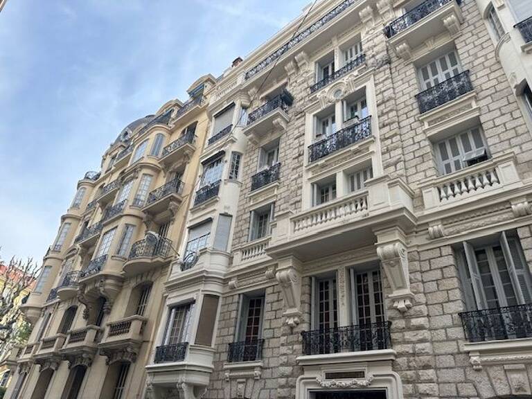 Appartement À Vendre CARRE d'OR  / Cronstadt — photo 1