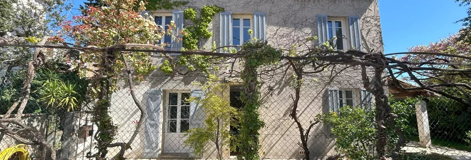 Maison 5 Pièces 100 m² à vendre à Châteauneuf-Grasse (06740)