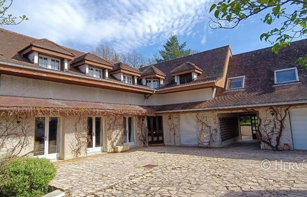 maison 13 pièces 227 m2 à vendre à Clermont-Ferrand (63100)