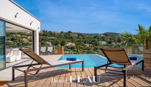 Villa / Maison 7 pièces  à vendre Cavalaire-sur-Mer 83240