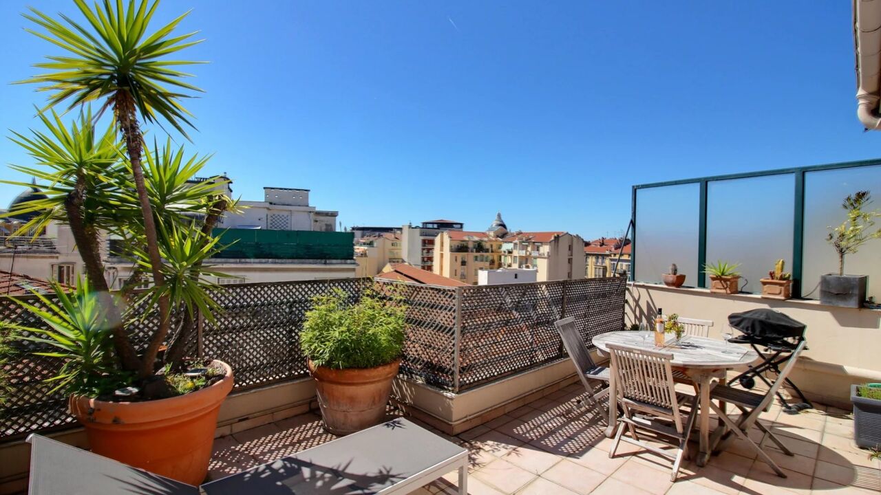 appartement 2 pièces 57 m2 à vendre à Nice (06000)