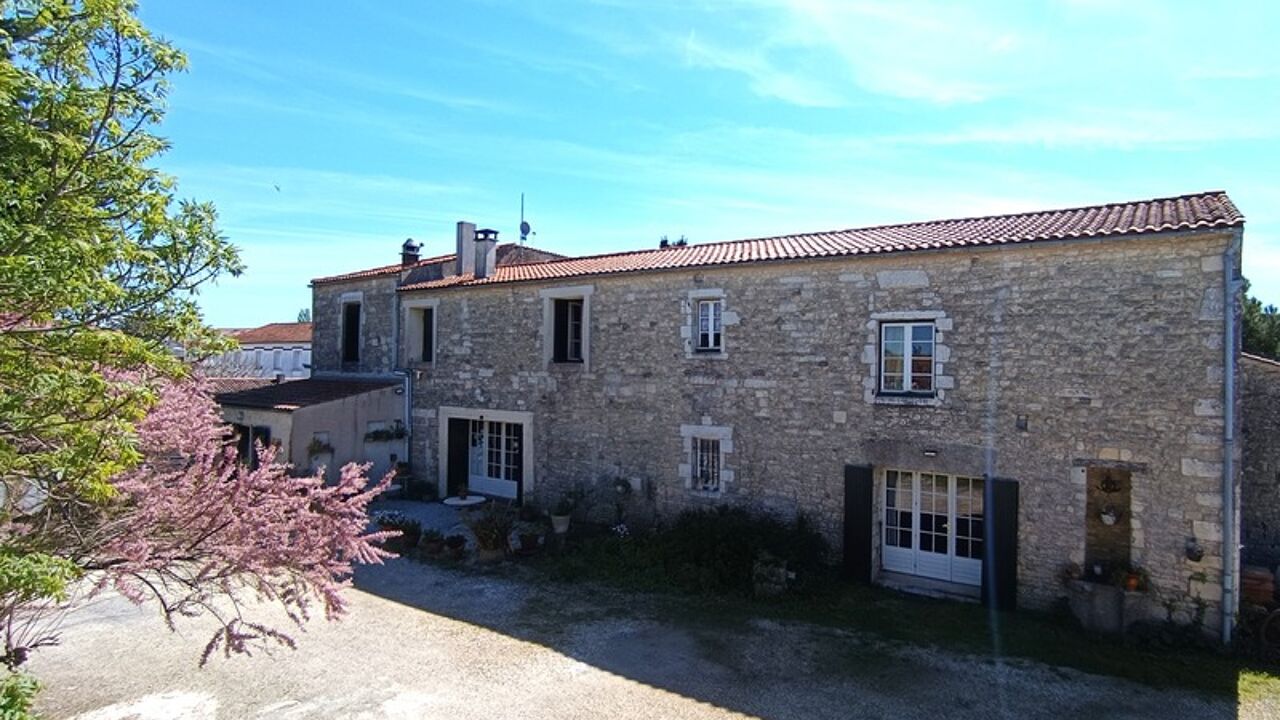 maison 11 pièces 332 m2 à vendre à Saint-Georges-d'Oléron (17190)